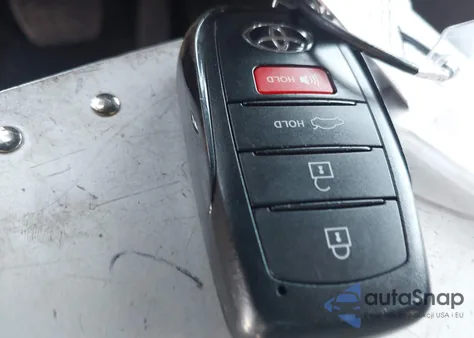 2025 Toyota Camry Le из США, поврежденный, VIN 4T1DAACK4SU595041